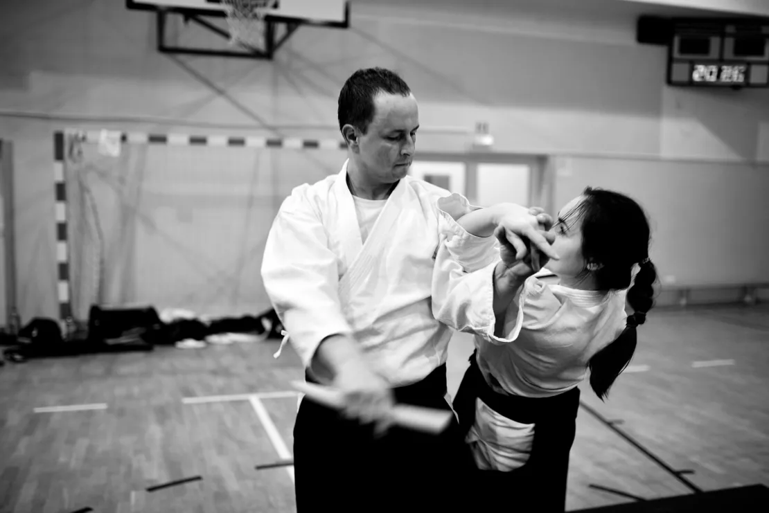 Rzut na treningu aikido w Pruszkowie